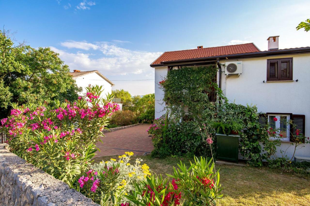 Apartmani Strott Pinezići Buitenkant foto